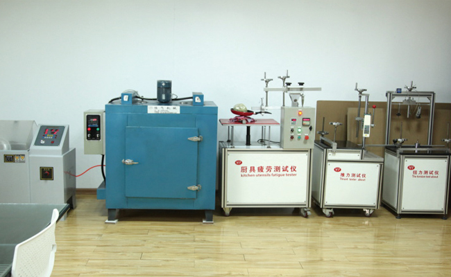 Laboratory test machine